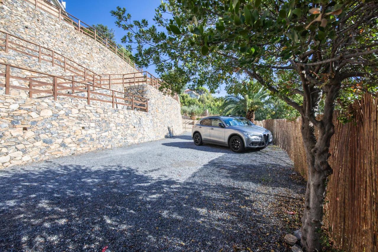 Hotel La Sterlizia Di Santa Croce Alassio Exteriér fotografie